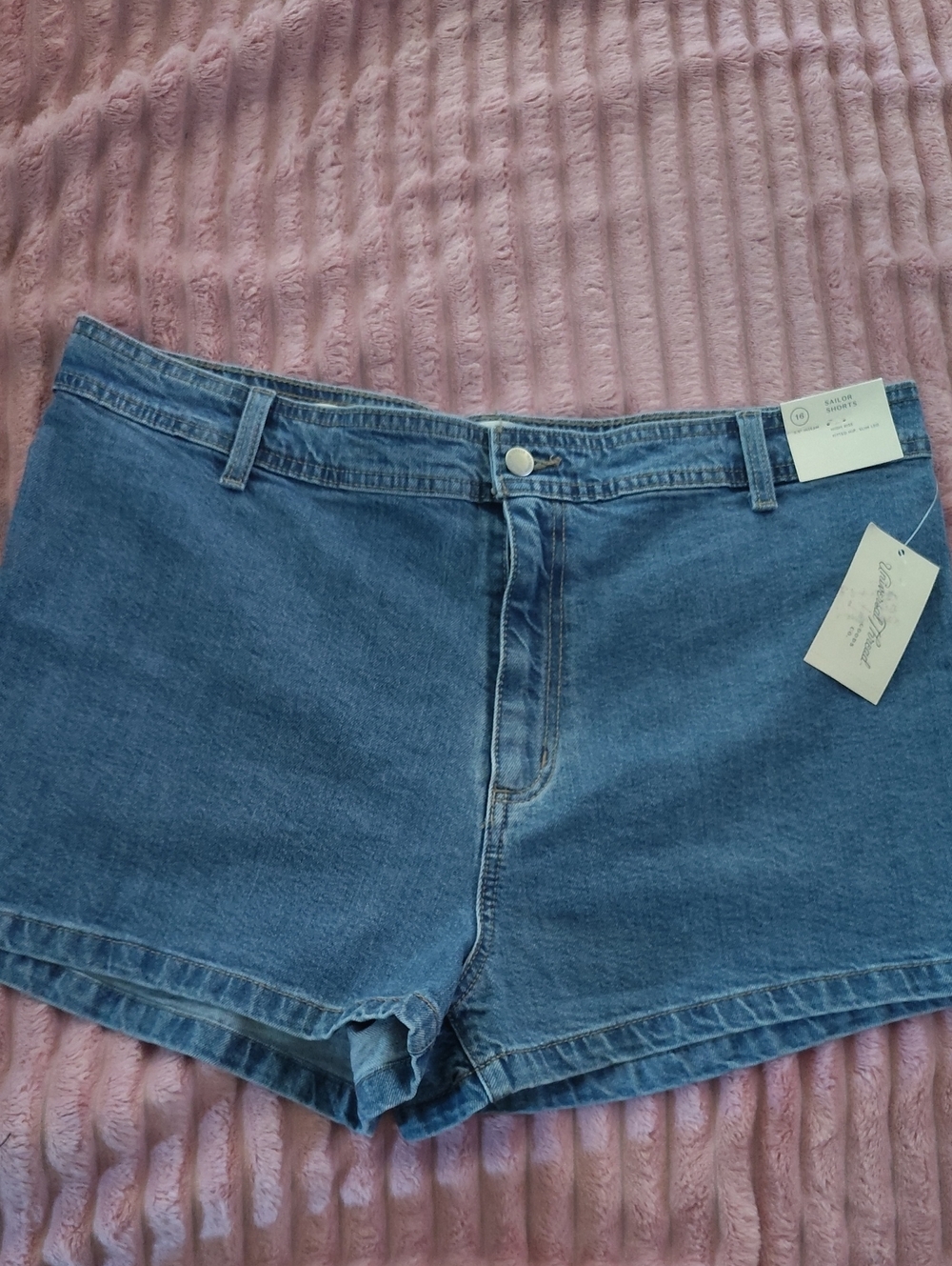 High Rise, Fitted Hip, Slim Leg Sailor Jeans